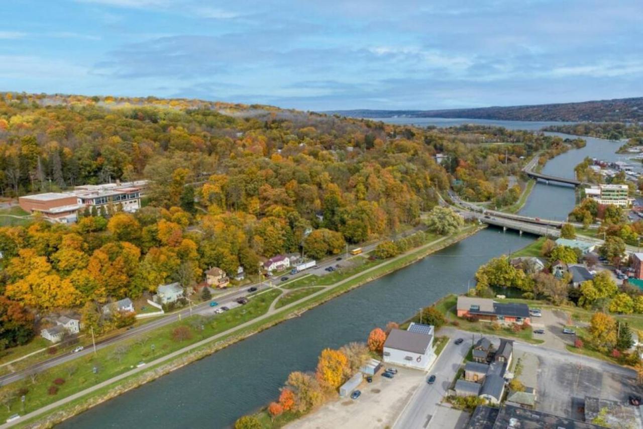 River Front Home In The Heart Of Ithaca Eksteriør bilde