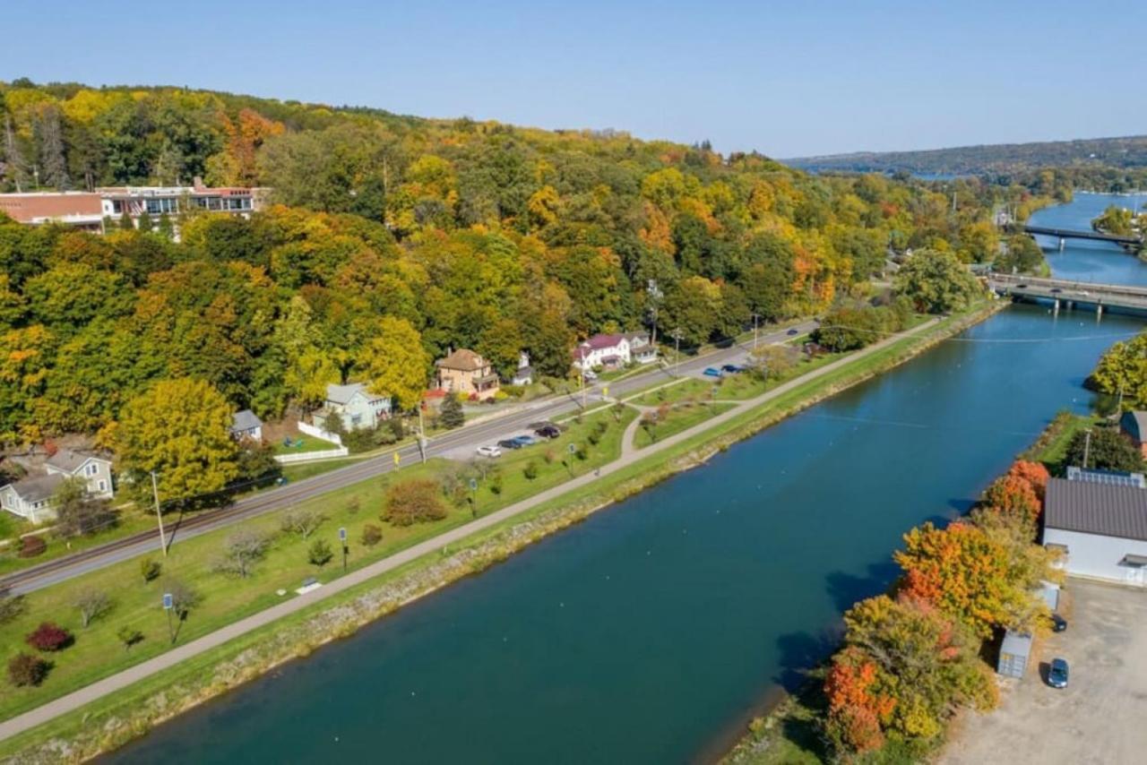 River Front Home In The Heart Of Ithaca Eksteriør bilde