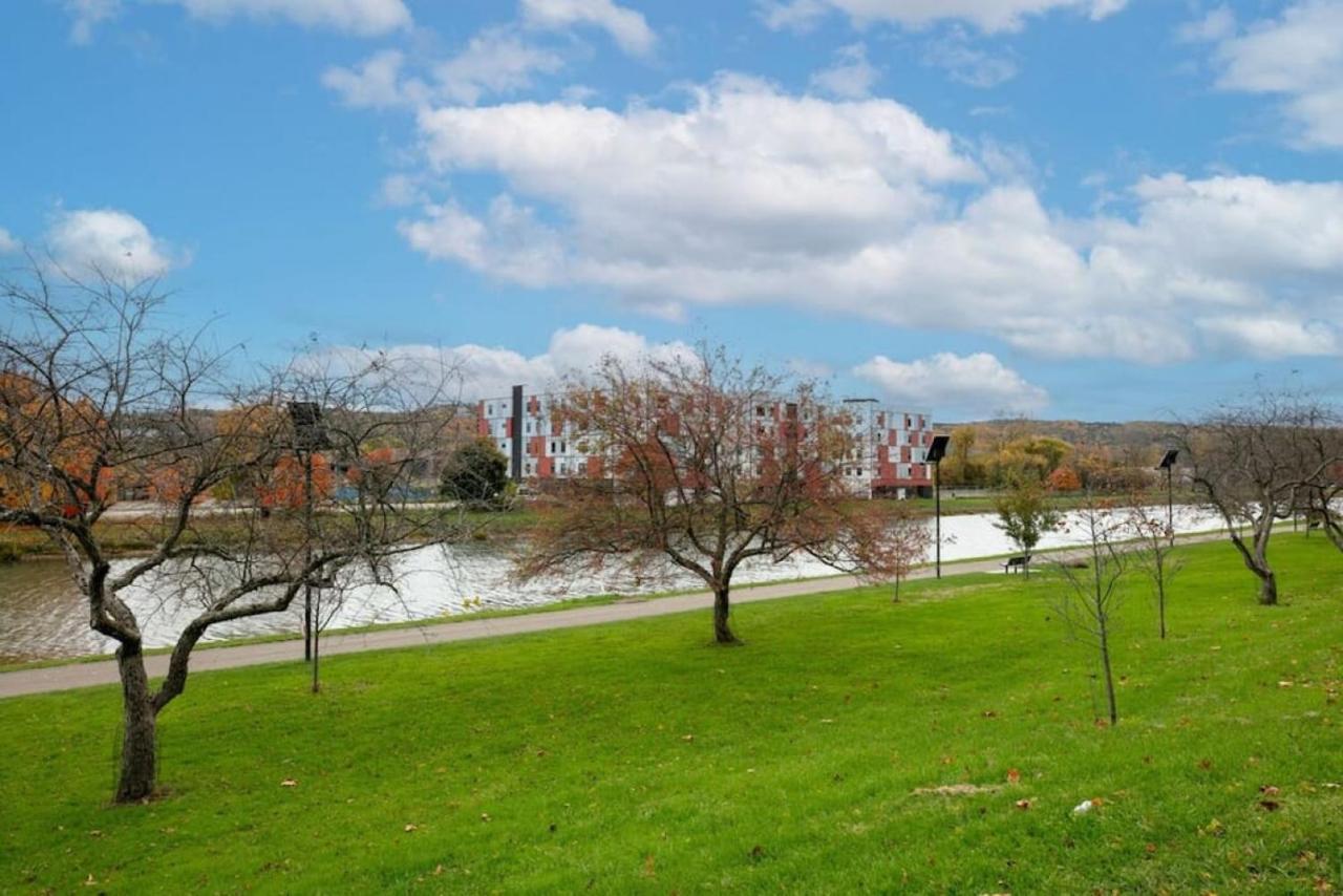 River Front Home In The Heart Of Ithaca Eksteriør bilde